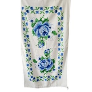 Vintage 1970's Cannon Floral Large Bath Towel  New Old Stock Blue and White NWT